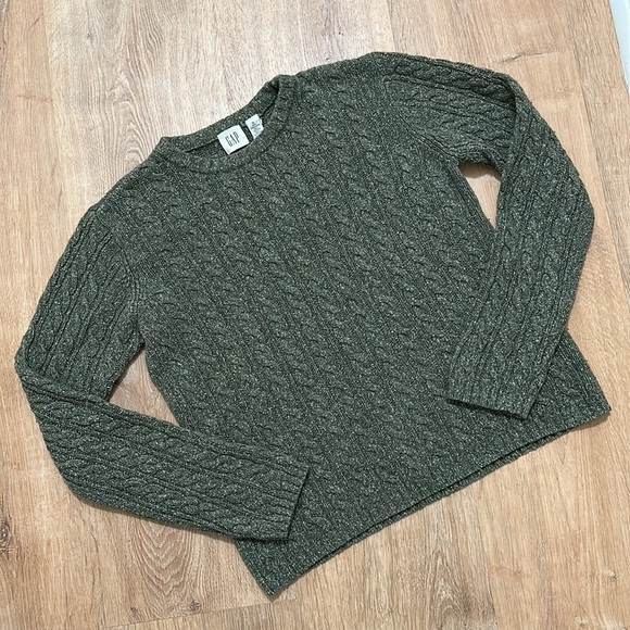 GAP | Lambswool Blend Heathered Wavy Cable Knit Sweater - Picture 1 of 4
